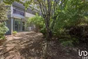 Appartement à SANARY-SUR-MER (83110)