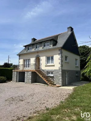 Maison à PLOUBEZRE (22300)