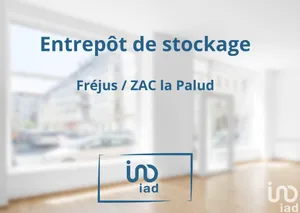 Commercial walls at FRÉJUS (83600)