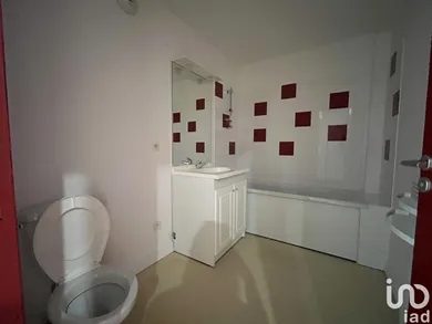 Appartement à BORDEAUX (33000)