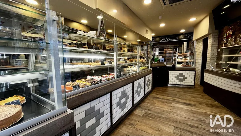 Boulangerie à MARSEILLE (13006) · 200 m² · 770 000 €