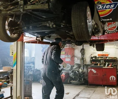 Commercial at CAMPS-SUR-L'ISLE (33660)