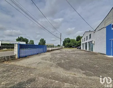 Commercial walls in BON-ENCONTRE (47240)