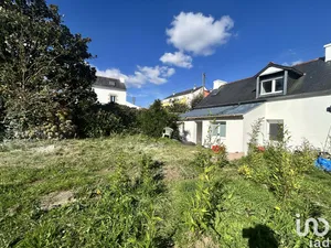 Maison à LE RELECQ-KERHUON (29480)