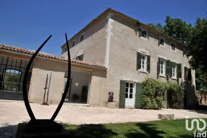 Hôtel-restaurant à NÎMES (30000)