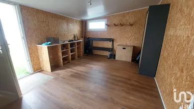 Office in LAMOTHE-MONTRAVEL (24230)