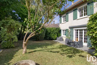 Maison à LAGNY-SUR-MARNE (77400)