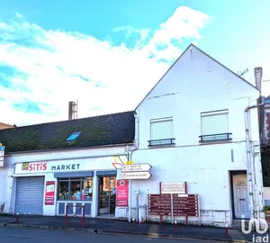 Murs commerciaux à CHEVRIÈRES (60710)