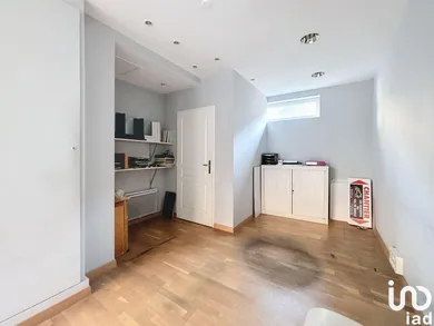 Commercial in AMIENS (80000)