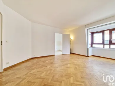 Appartement à PARIS (75012)