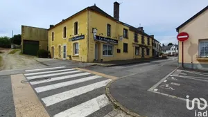 Commercial walls at SAINT-BARNABÉ (22600)