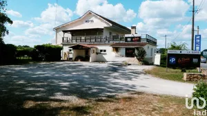 Hôtel-restaurant à SAINT-GENIÈS (24590)