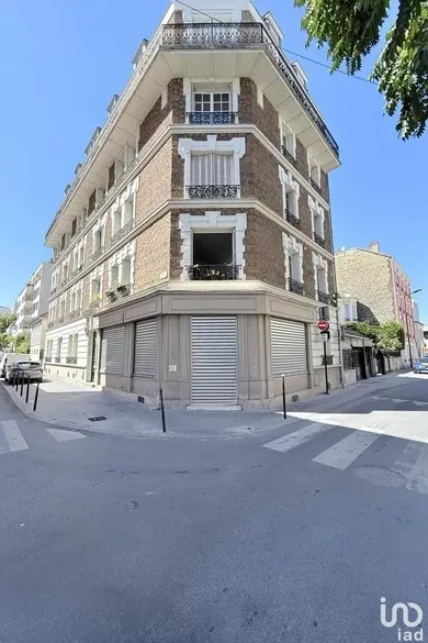 Boutique/Local commercial à COURBEVOIE (92400)