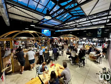 Bar-brasserie à BAGNOLS-SUR-CÈZE (30200)