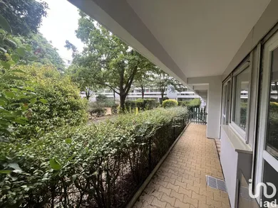 Appartement à LORMONT (33310)