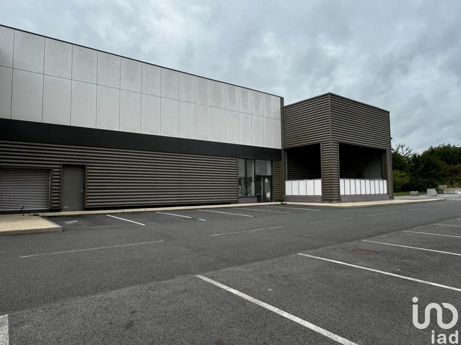 Boutique/Local commercial à VILLABÉ (91100) photo 3