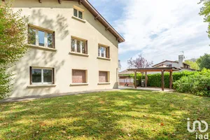 House at SAINT-PRIEST (69800)