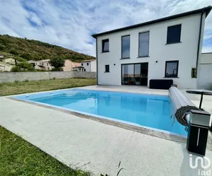 House at SAINT-VALLIER (26240)