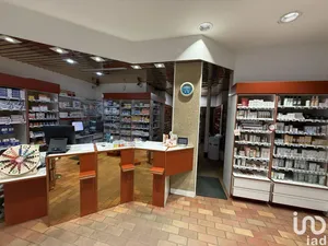Commercial in PARIS (75014)