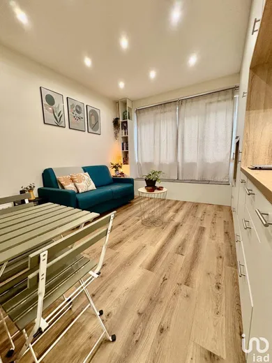Appartement à MONTREUIL (93100)