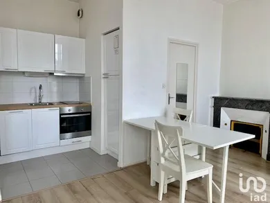 Appartement à BORDEAUX (33000)