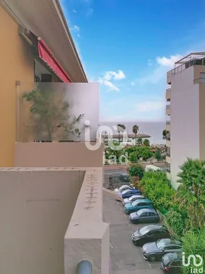 Appartement à ROQUEBRUNE-CAP-MARTIN (06190)