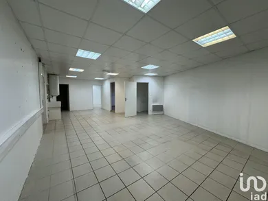 Boutique/Local commercial à ÉTIVAL-CLAIREFONTAINE (88480)