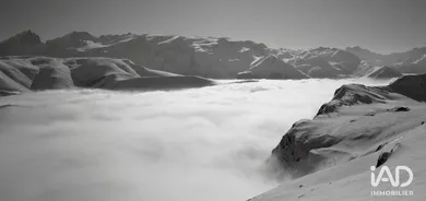 Appartement à L'ALPE D'HUEZ (38750)