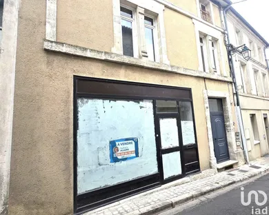 Commercial walls in BARBEZIEUX-SAINT-HILAIRE (16300)
