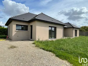 House at HECTOMARE (27110)