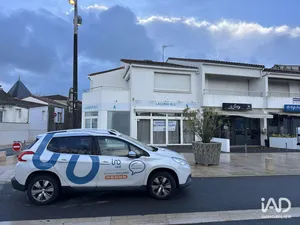 Boutique/Local commercial à LA TRANCHE-SUR-MER (85360)