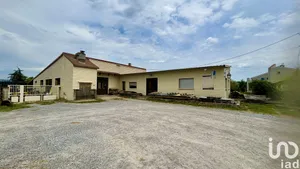 Murs commerciaux à SAINT-ÉTIENNE-DE-FONTBELLON (07200)