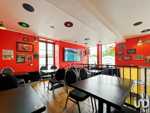 Bar at AUXERRE (89000)