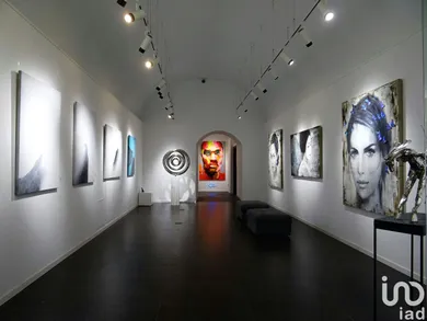 Commercial in PARIS (75001)