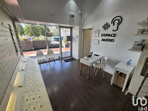 Lease-hold at LA CELLE-SAINT-CLOUD (78170)