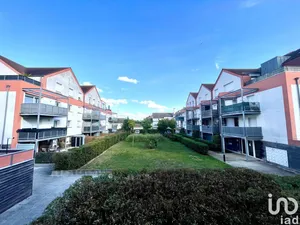 Appartement à SAINT-PIERRE-DU-PERRAY (91280)