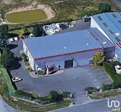 Business asset at POCÉ-SUR-CISSE (37530)