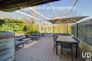 Commercial at ROQUEBRUNE-SUR-ARGENS (83520)