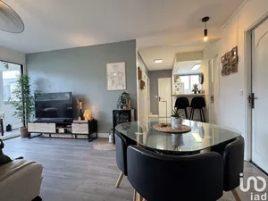 Apartment at SUCY-EN-BRIE (94370)