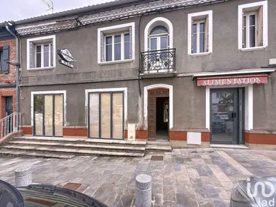 Commercial in CORNEBARRIEU (31700)
