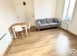 Apartment at COURBEVOIE (92400)
