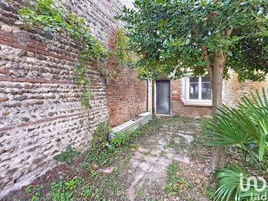 Commercial in CORNEBARRIEU (31700)