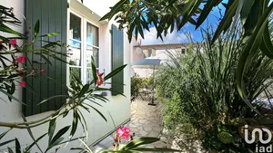 Maison à SAINT-MARTIN-DE-RÉ (17410)