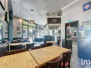 Murs commerciaux  à VILLEURBANNE (69100)