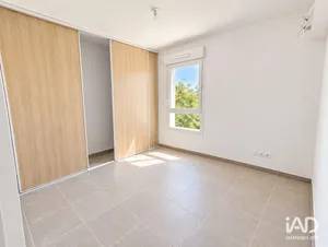 Appartement à MONTEUX (84170)