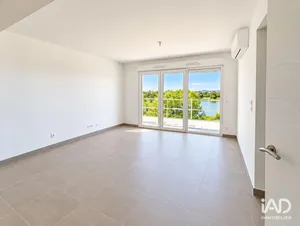 Appartement à MONTEUX (84170)
