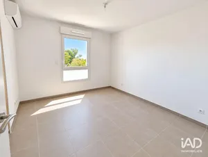 Appartement à MONTEUX (84170)