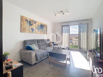 Appartement à DAMMARIE-LES-LYS (77190)