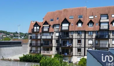 Duplex at DEAUVILLE (14800)