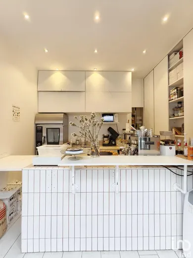 Tea room in PARIS (75005)